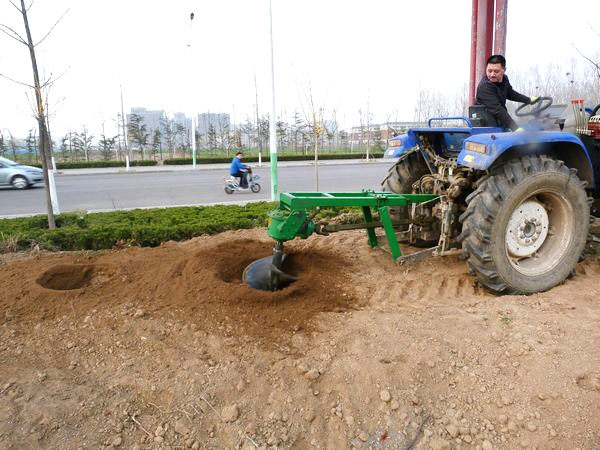 植樹挖坑機(jī)（中型）