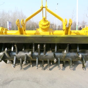 雙傳動兩排鏈條拌和機（中小型）