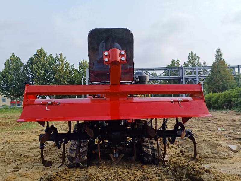 25 馬力旱地履帶式旋耕機